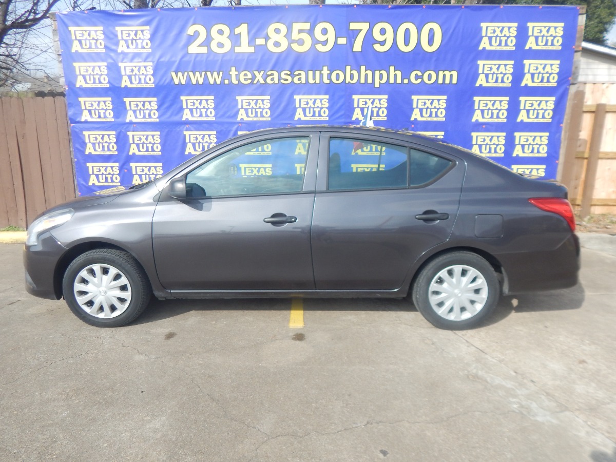 photo of 2015 NISSAN VERSA SEDAN 4-DR