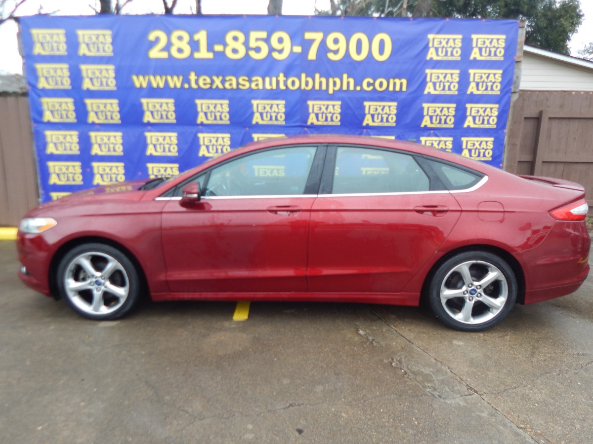 photo of 2013 Ford Fusion SE