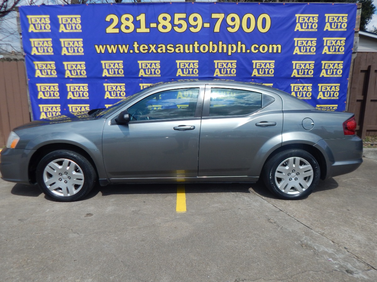 photo of 2013 Dodge Avenger Base