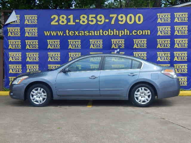 photo of 2012 Nissan Altima 2.5 S