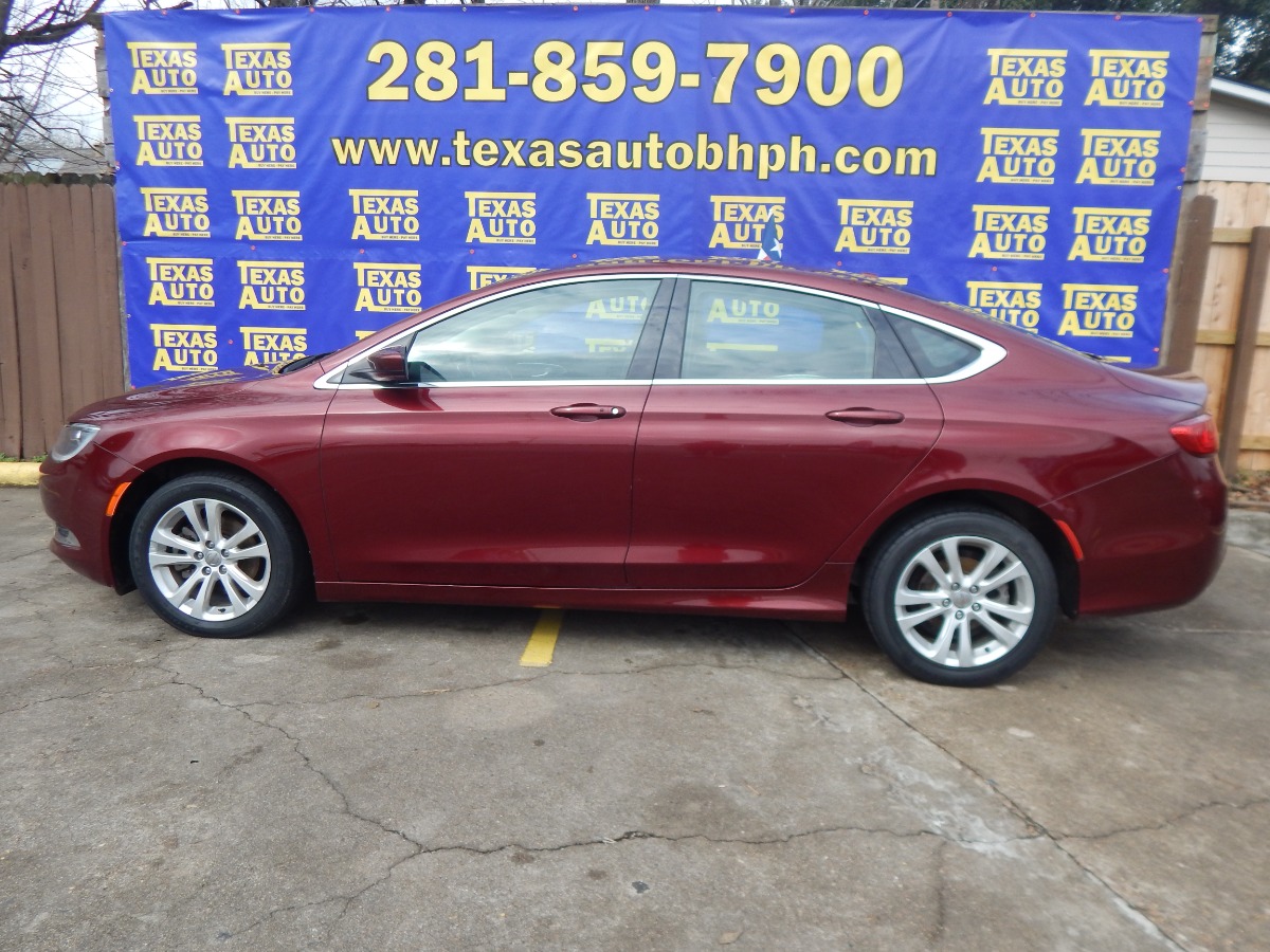 photo of 2016 CHRYSLER 200 SEDAN 4-DR