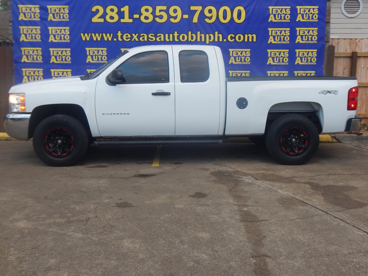 photo of 2012 CHEVROLET SILVERADO 1500 EXT CAB PICKUP 4-DR