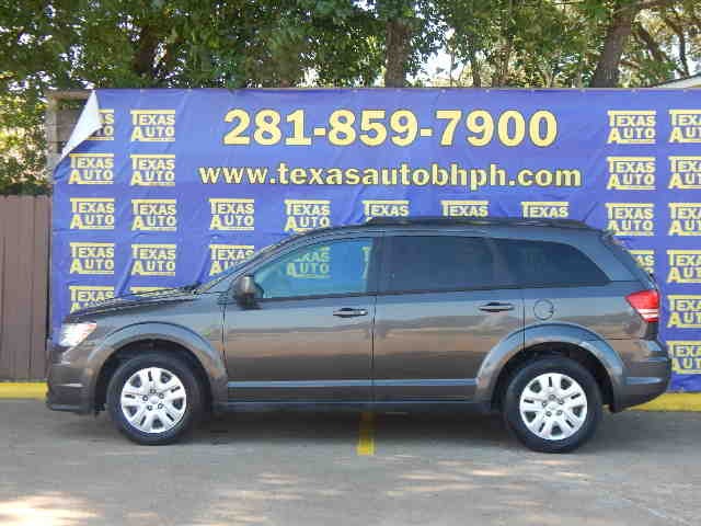 photo of 2017 Dodge Journey SE