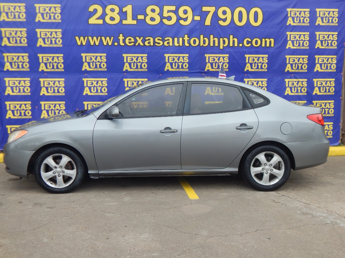 photo of 2010 HYUNDAI ELANTRA SEDAN 4-DR