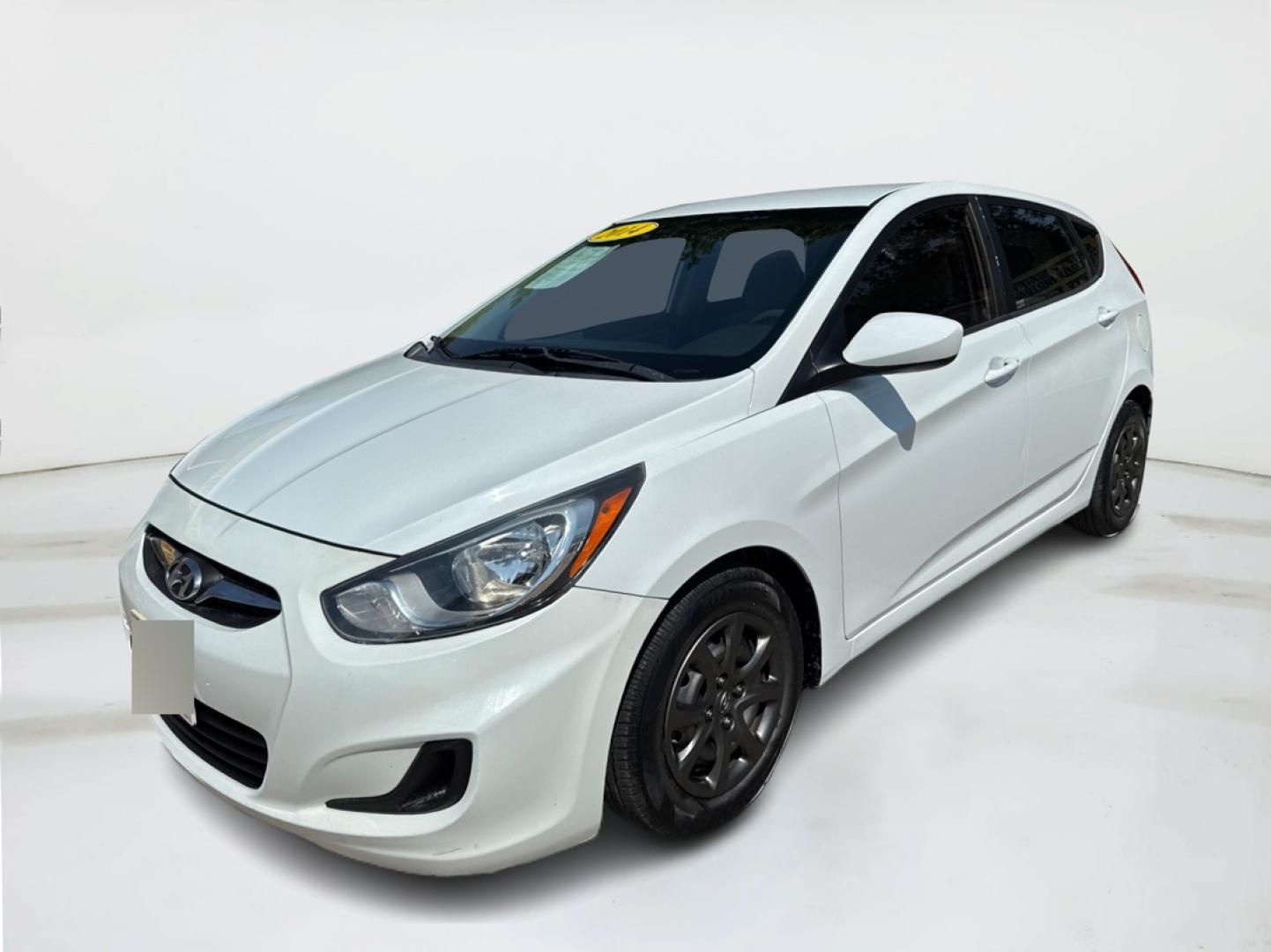 2014 Hyundai Accent GS 5-Door (KMHCT5AE4EU) with an 1.6L L4 DOHC 16V engine, located at 16710 Clay Rd., Houston, TX, 77084, (281) 859-7900, 0.000000, 0.000000 - Photo#2