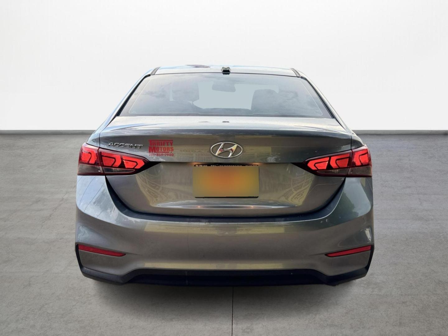 2020 Hyundai Accent SEL 4-Door 6A (3KPC24A63LE) with an 1.6L L4 DOHC 16V engine, 6A transmission, located at 16710 Clay Rd., Houston, TX, 77084, (281) 859-7900, 0.000000, 0.000000 - Photo#3