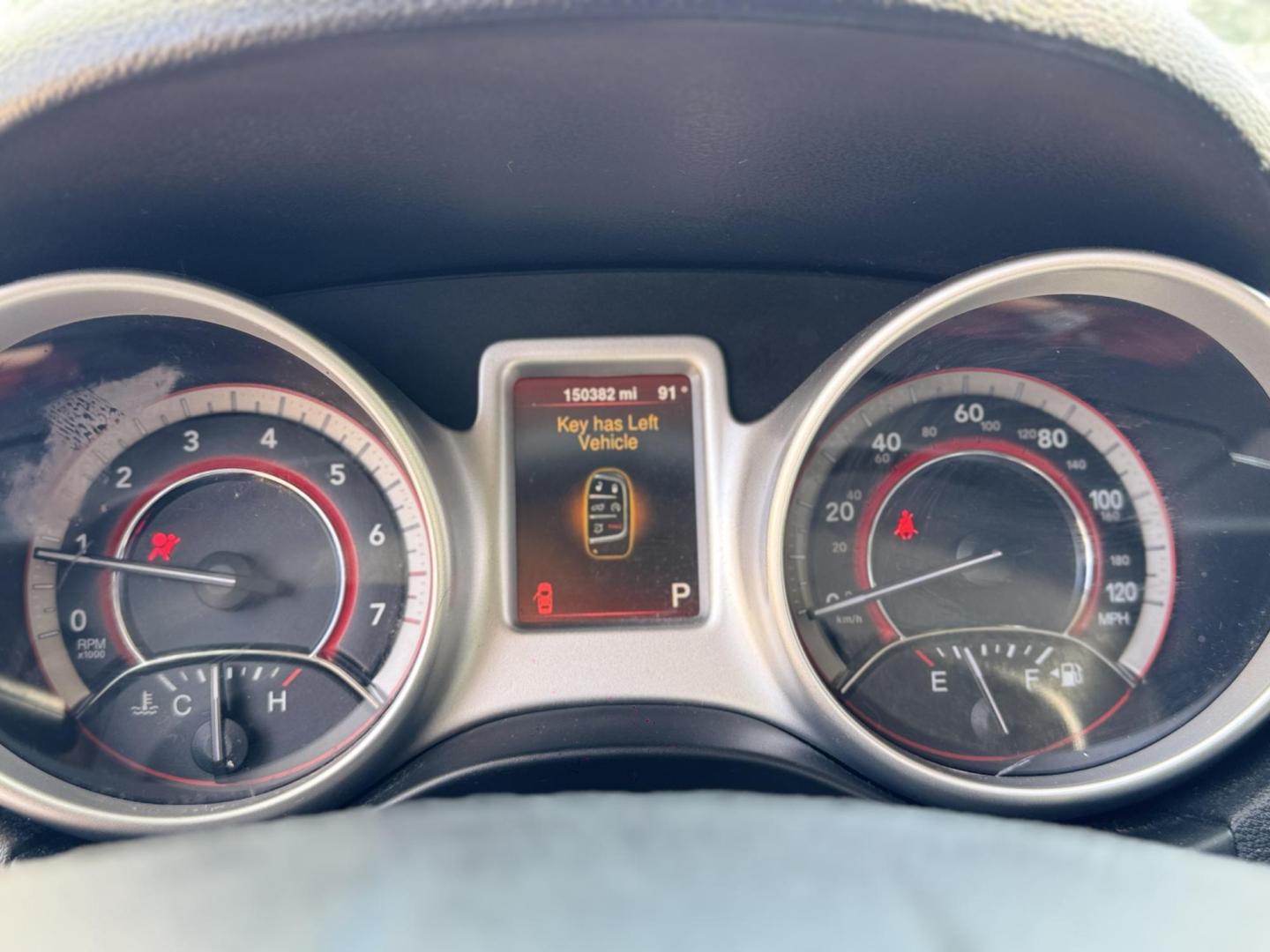2015 Dodge Journey SE (3C4PDCAB6FT) with an 2.4L L4 DOHC 16V engine, 4-Speed Automatic transmission, located at 16710 Clay Rd., Houston, TX, 77084, (281) 859-7900, 0.000000, 0.000000 - Photo#6
