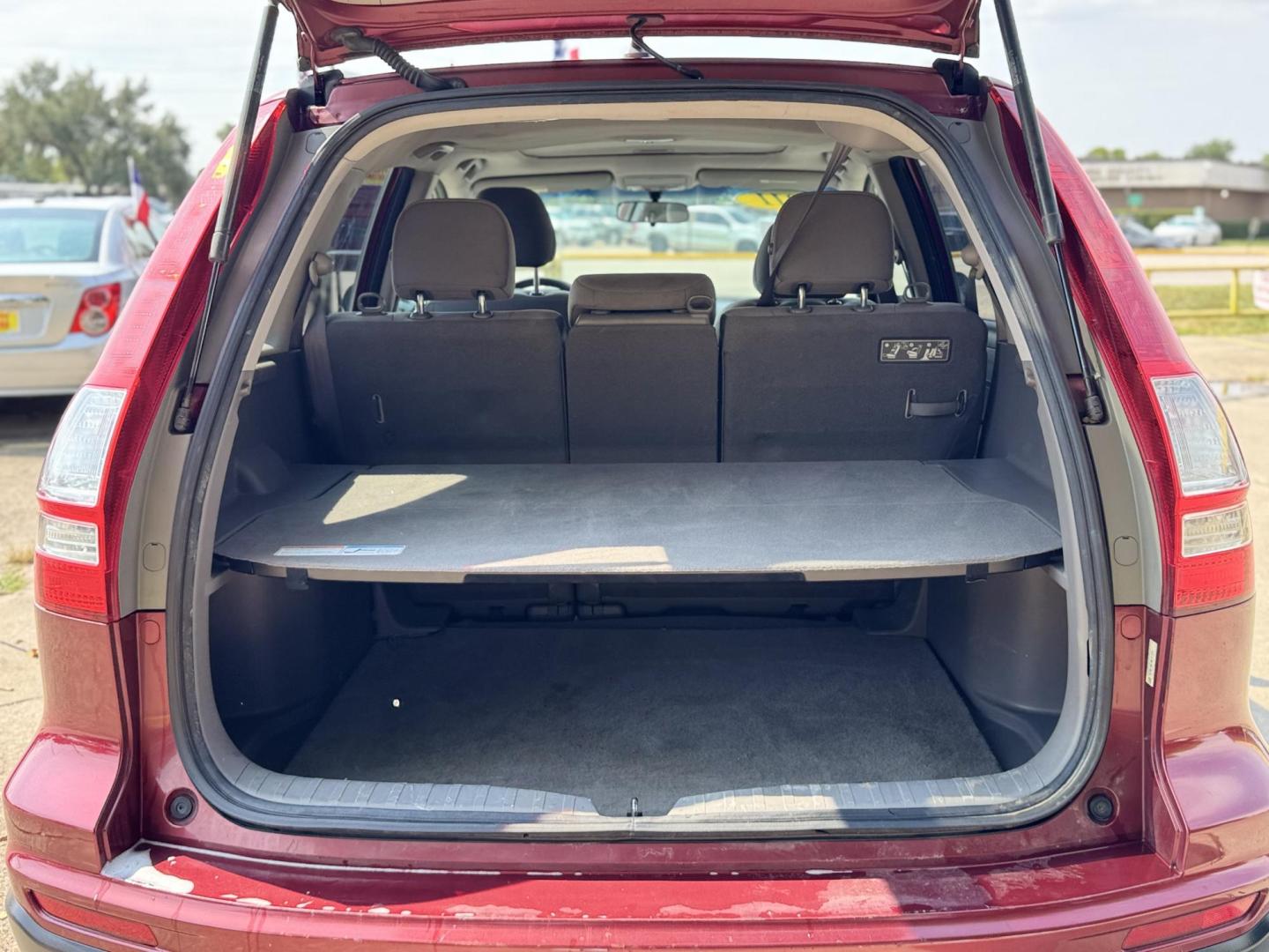 2011 Honda CR-V EX 2WD 5-Speed AT (3CZRE3H52BG) with an 2.4L L4 DOHC 16V engine, 5-Speed Automatic transmission, located at 16710 Clay Rd., Houston, TX, 77084, (281) 859-7900, 0.000000, 0.000000 - Photo#6