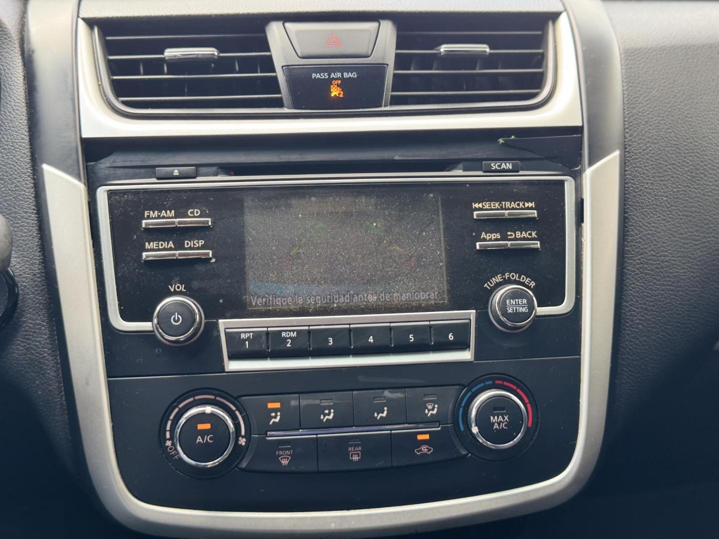 2016 Nissan Altima 2.5 SL (1N4AL3AP5GC) with an 2.5L L4 DOHC 16V engine, CVT transmission, located at 16710 Clay Rd., Houston, TX, 77084, (281) 859-7900, 0.000000, 0.000000 - Photo#9