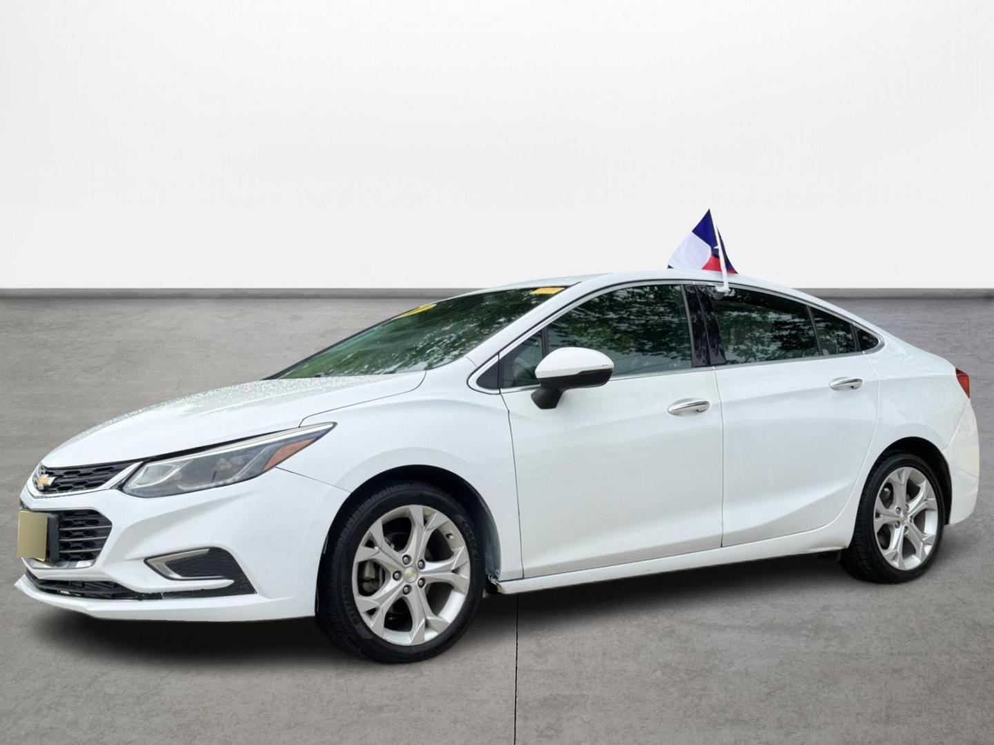 2017 Chevrolet Cruze Premier Auto (1G1BF5SM9H7) with an 1.4L L4 DOHC 16V TURBO engine, 6A transmission, located at 16710 Clay Rd., Houston, TX, 77084, (281) 859-7900, 0.000000, 0.000000 - Photo#0