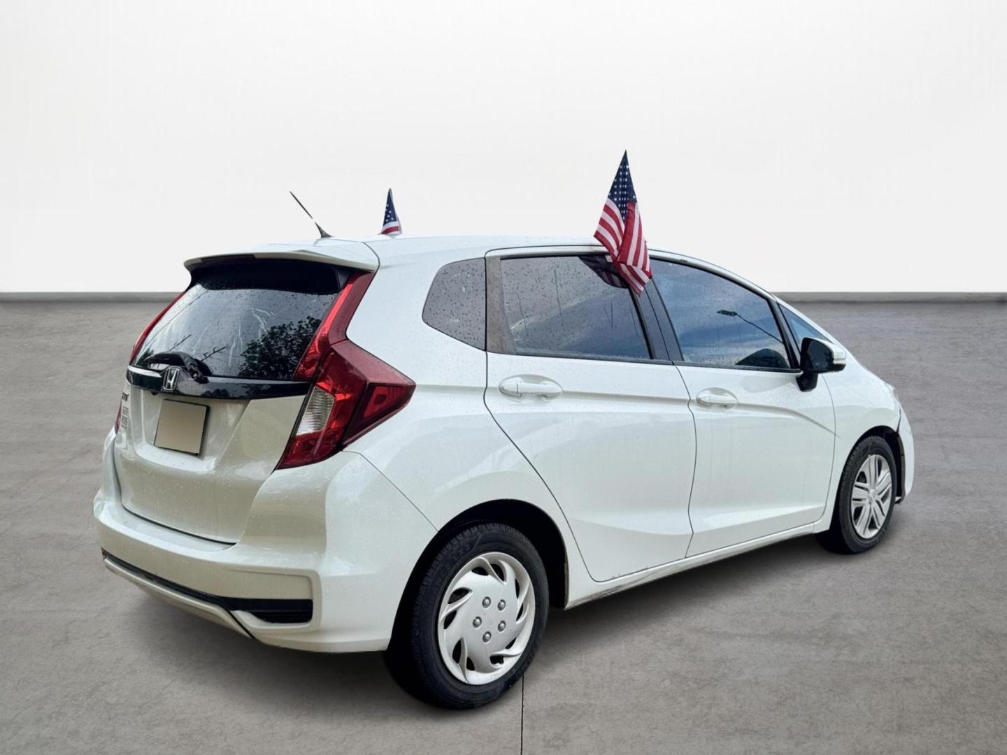 2019 Honda Fit LX CVT (3HGGK5H47KM) with an 1.5L L4 SOHC 16V engine, CVT transmission, located at 16710 Clay Rd., Houston, TX, 77084, (281) 859-7900, 0.000000, 0.000000 - Photo#4