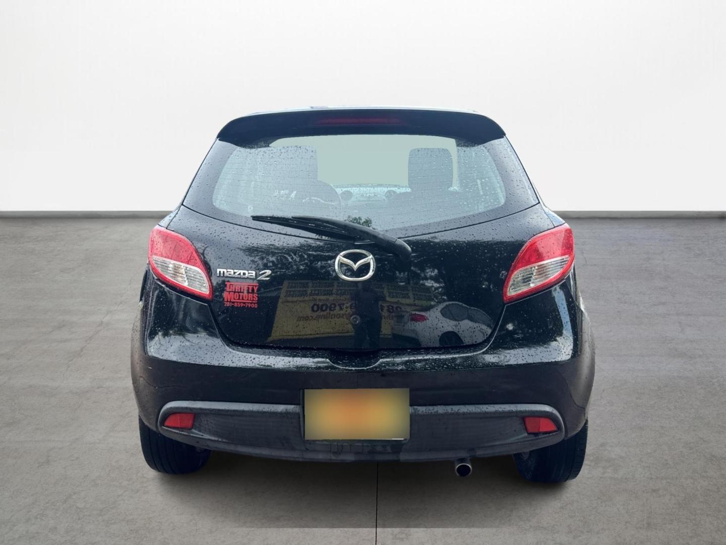 2013 Mazda MAZDA2 Touring (JM1DE1LY7D0) with an 1.5L L4 DOHC 16V engine, located at 16710 Clay Rd., Houston, TX, 77084, (281) 859-7900, 0.000000, 0.000000 - Photo#4