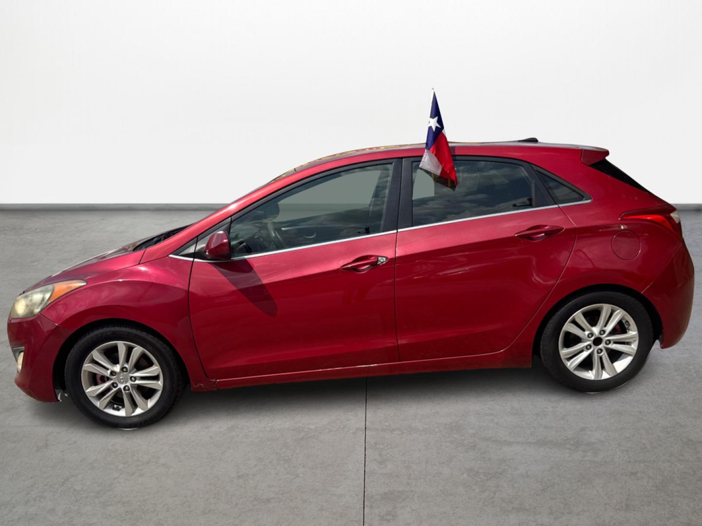 2014 Hyundai Elantra GT A/T (KMHD35LH7EU) with an 2.0L L4 16V DOHC engine, 6-Speed Automatic transmission, located at 16710 Clay Rd., Houston, TX, 77084, (281) 859-7900, 0.000000, 0.000000 - Photo#4