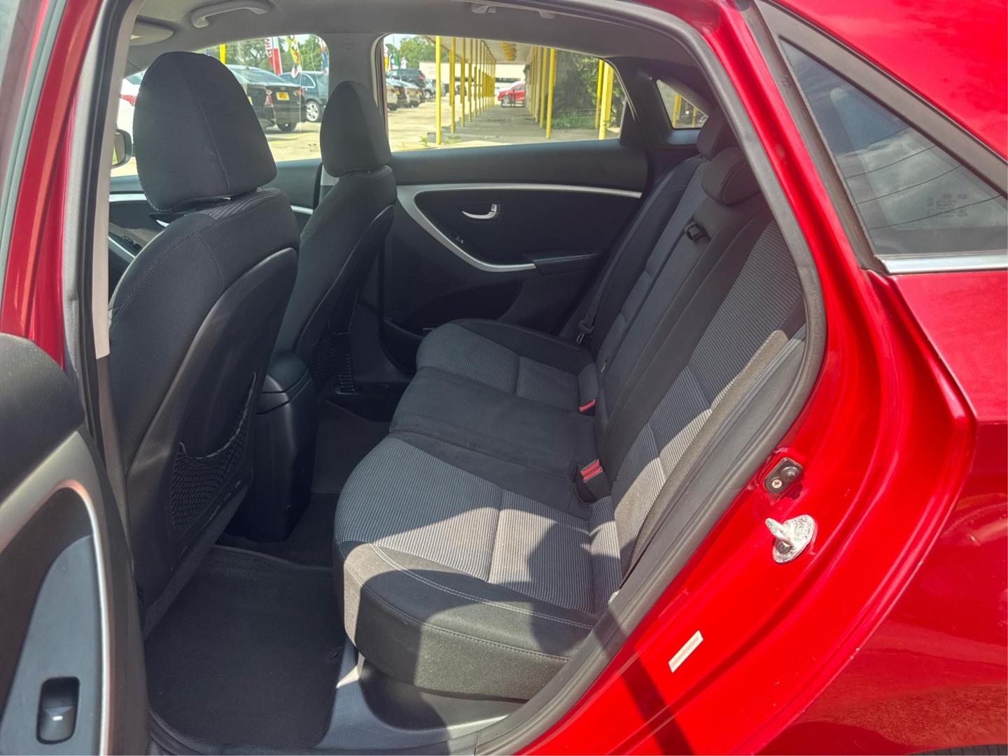 2014 Hyundai Elantra GT A/T (KMHD35LH7EU) with an 2.0L L4 16V DOHC engine, 6-Speed Automatic transmission, located at 16710 Clay Rd., Houston, TX, 77084, (281) 859-7900, 0.000000, 0.000000 - Photo#11