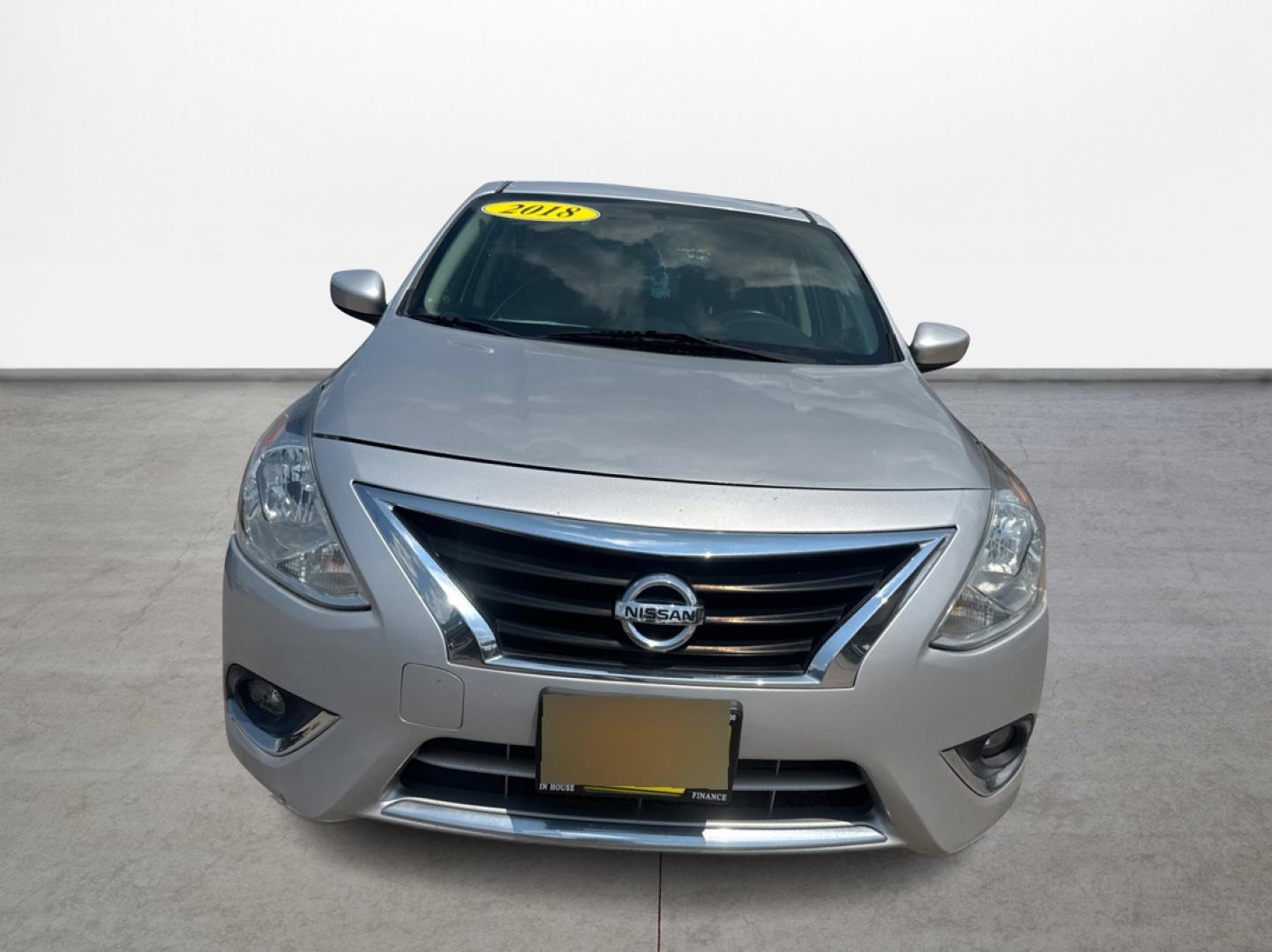 2018 Nissan Versa 1.6 SL Sedan (3N1CN7AP0JL) with an 1.6L L4 DOHC 16V engine, CVT transmission, located at 16710 Clay Rd., Houston, TX, 77084, (281) 859-7900, 0.000000, 0.000000 - Photo#1