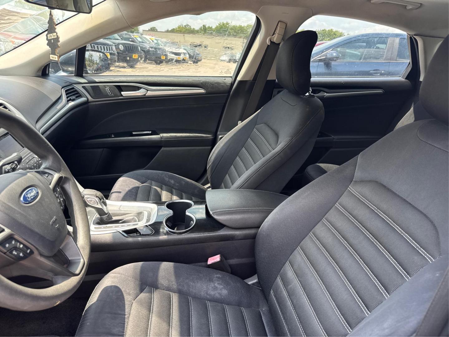 2015 Ford Fusion SE (1FA6P0HD5F5) with an 1.5L L4 DOHC 16V engine, located at 16710 Clay Rd., Houston, TX, 77084, (281) 859-7900, 0.000000, 0.000000 - Photo#8