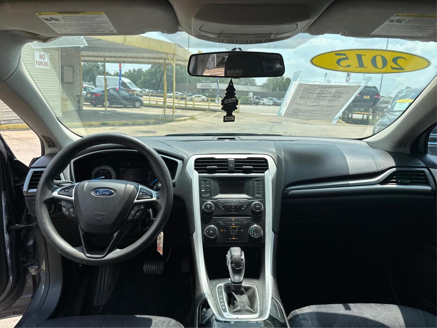 2015 Ford Fusion SE (1FA6P0HD5F5) with an 1.5L L4 DOHC 16V engine, located at 16710 Clay Rd., Houston, TX, 77084, (281) 859-7900, 0.000000, 0.000000 - Photo#10