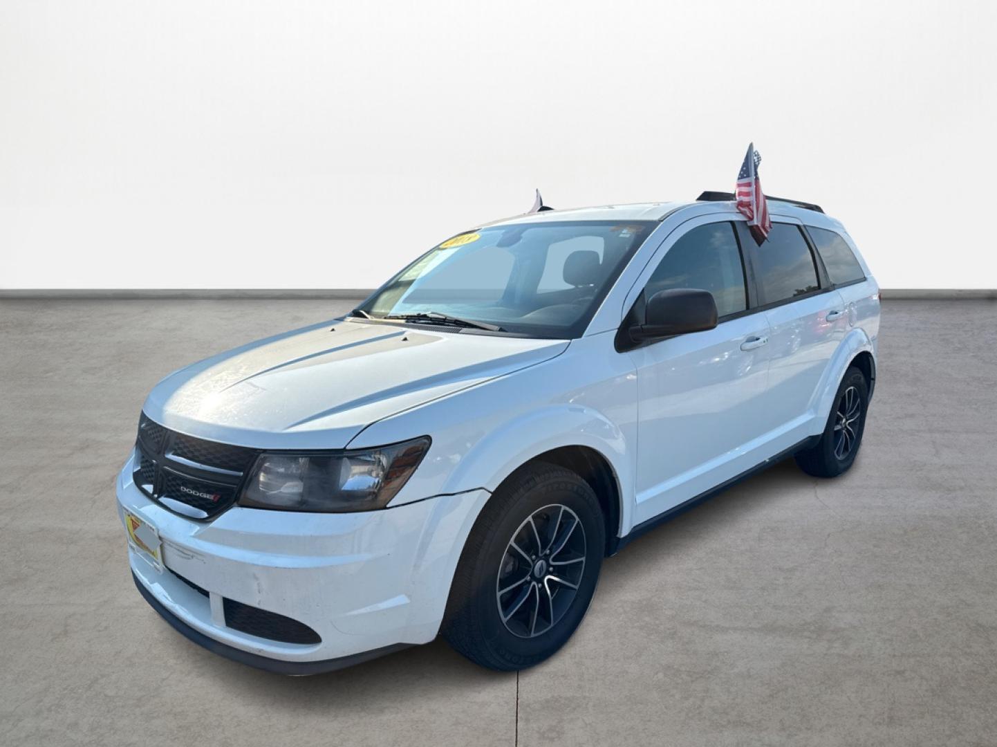 2018 Dodge Journey SE (3C4PDCAB6JT) with an 2.4L L4 DOHC 16V engine, 4A transmission, located at 16710 Clay Rd., Houston, TX, 77084, (281) 859-7900, 0.000000, 0.000000 - Photo#0