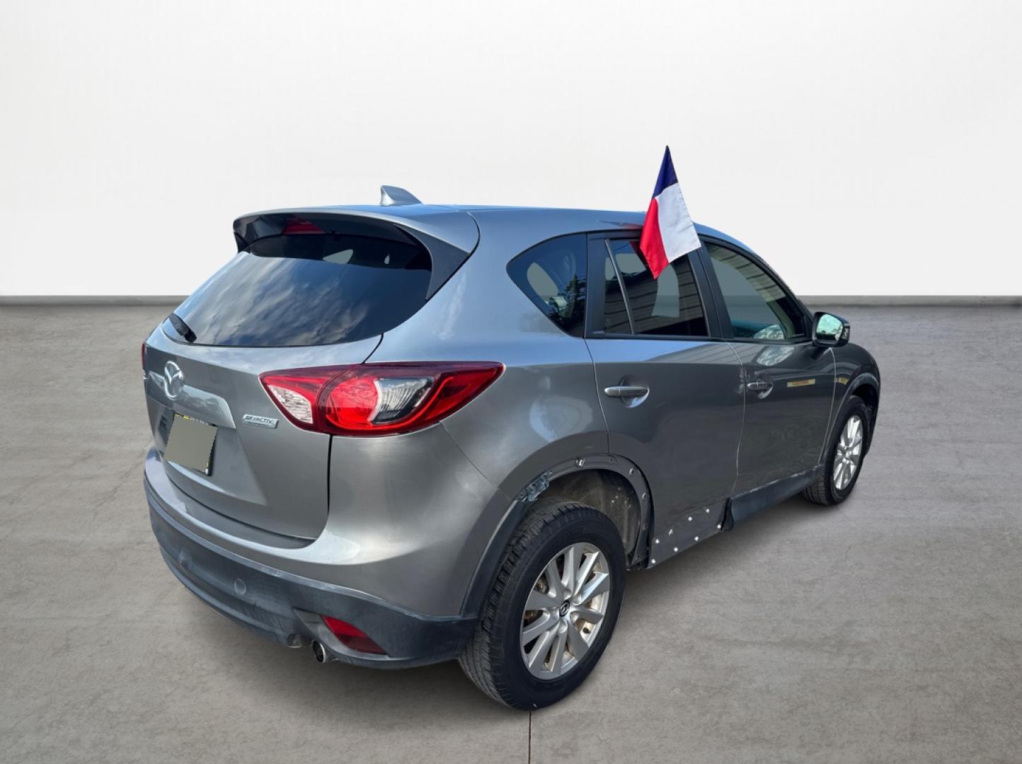 2015 Mazda CX-5 Touring (JM3KE2CY1F0) with an 2.5L L4 DOHC 16V engine, 6-Speed Automatic transmission, located at 16710 Clay Rd., Houston, TX, 77084, (281) 859-7900, 0.000000, 0.000000 - Photo#4