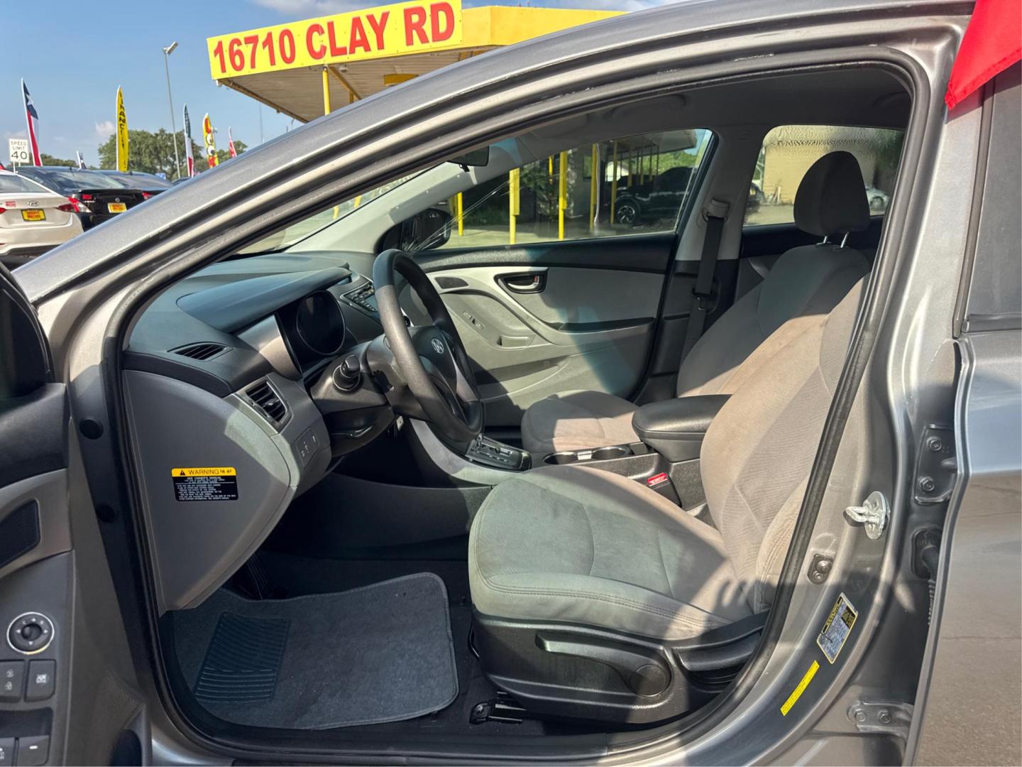 2013 Hyundai Elantra Limited (5NPDH4AE9DH) with an 1.8L L4 DOHC 16V engine, 6-Speed Automatic transmission, located at 16710 Clay Rd., Houston, TX, 77084, (281) 859-7900, 0.000000, 0.000000 - Photo#8