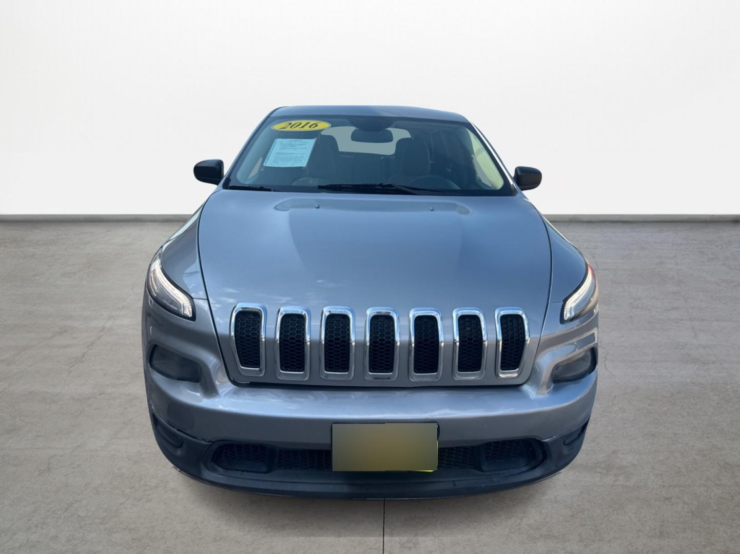 2016 Jeep Cherokee Sport FWD (1C4PJLAB5GW) with an 2.4L L4 DOHC 16V engine, 9A transmission, located at 16710 Clay Rd., Houston, TX, 77084, (281) 859-7900, 0.000000, 0.000000 - Photo#1