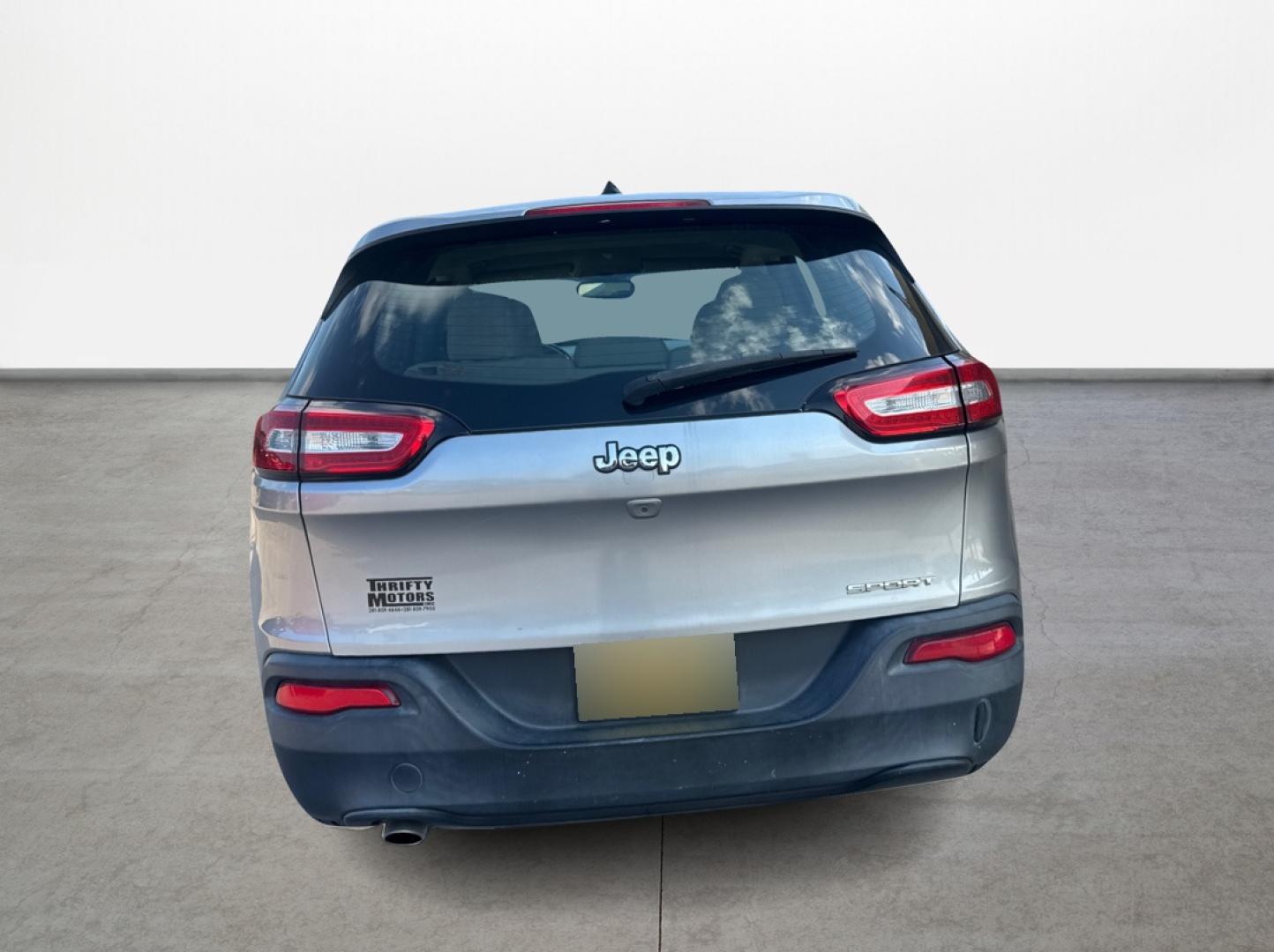2016 Jeep Cherokee Sport FWD (1C4PJLAB5GW) with an 2.4L L4 DOHC 16V engine, 9A transmission, located at 16710 Clay Rd., Houston, TX, 77084, (281) 859-7900, 0.000000, 0.000000 - Photo#5