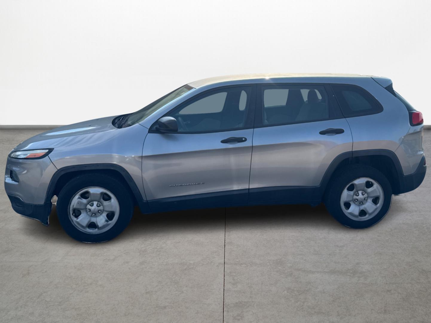 2016 Jeep Cherokee Sport FWD (1C4PJLAB5GW) with an 2.4L L4 DOHC 16V engine, 9A transmission, located at 16710 Clay Rd., Houston, TX, 77084, (281) 859-7900, 0.000000, 0.000000 - Photo#7