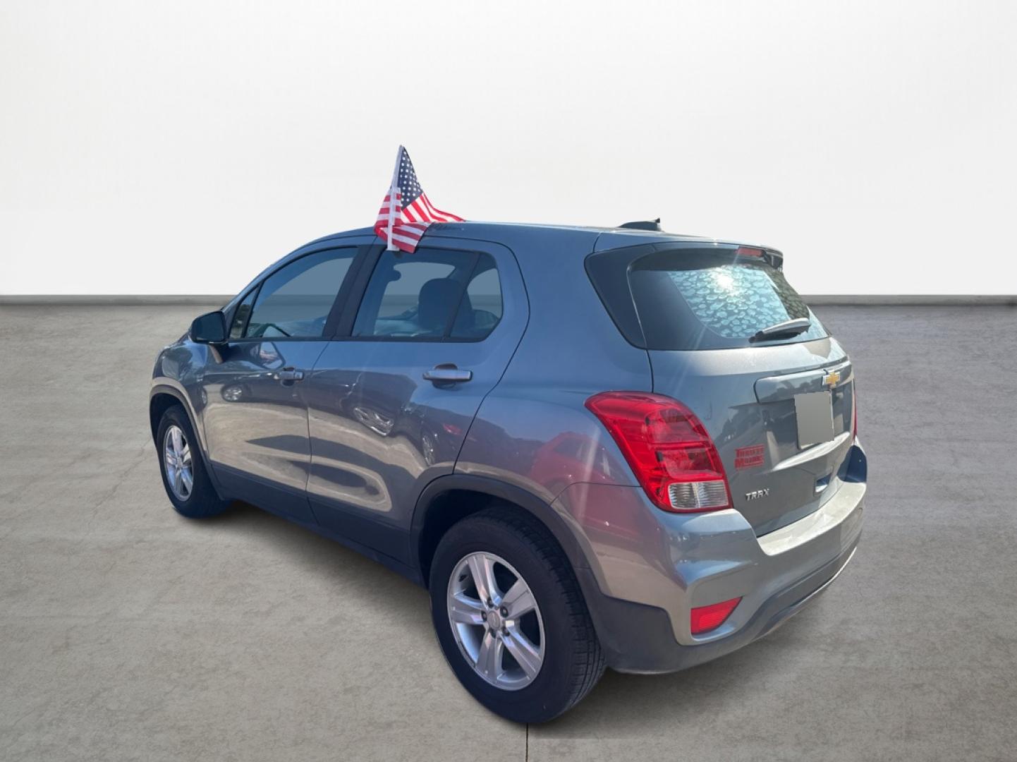 2020 Chevrolet Trax LS FWD (3GNCJKSB8LL) with an 1.4L L4 DOHC 16V engine, 6A transmission, located at 16710 Clay Rd., Houston, TX, 77084, (281) 859-7900, 0.000000, 0.000000 - Photo#6