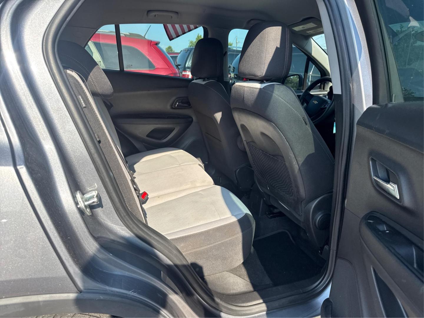 2020 Chevrolet Trax LS FWD (3GNCJKSB8LL) with an 1.4L L4 DOHC 16V engine, 6A transmission, located at 16710 Clay Rd., Houston, TX, 77084, (281) 859-7900, 0.000000, 0.000000 - Photo#10