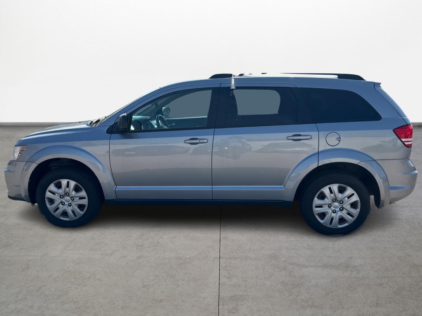 2018 Dodge Journey SE (3C4PDCAB4JT) with an 2.4L L4 DOHC 16V engine, 4A transmission, located at 16710 Clay Rd., Houston, TX, 77084, (281) 859-7900, 0.000000, 0.000000 - Photo#7