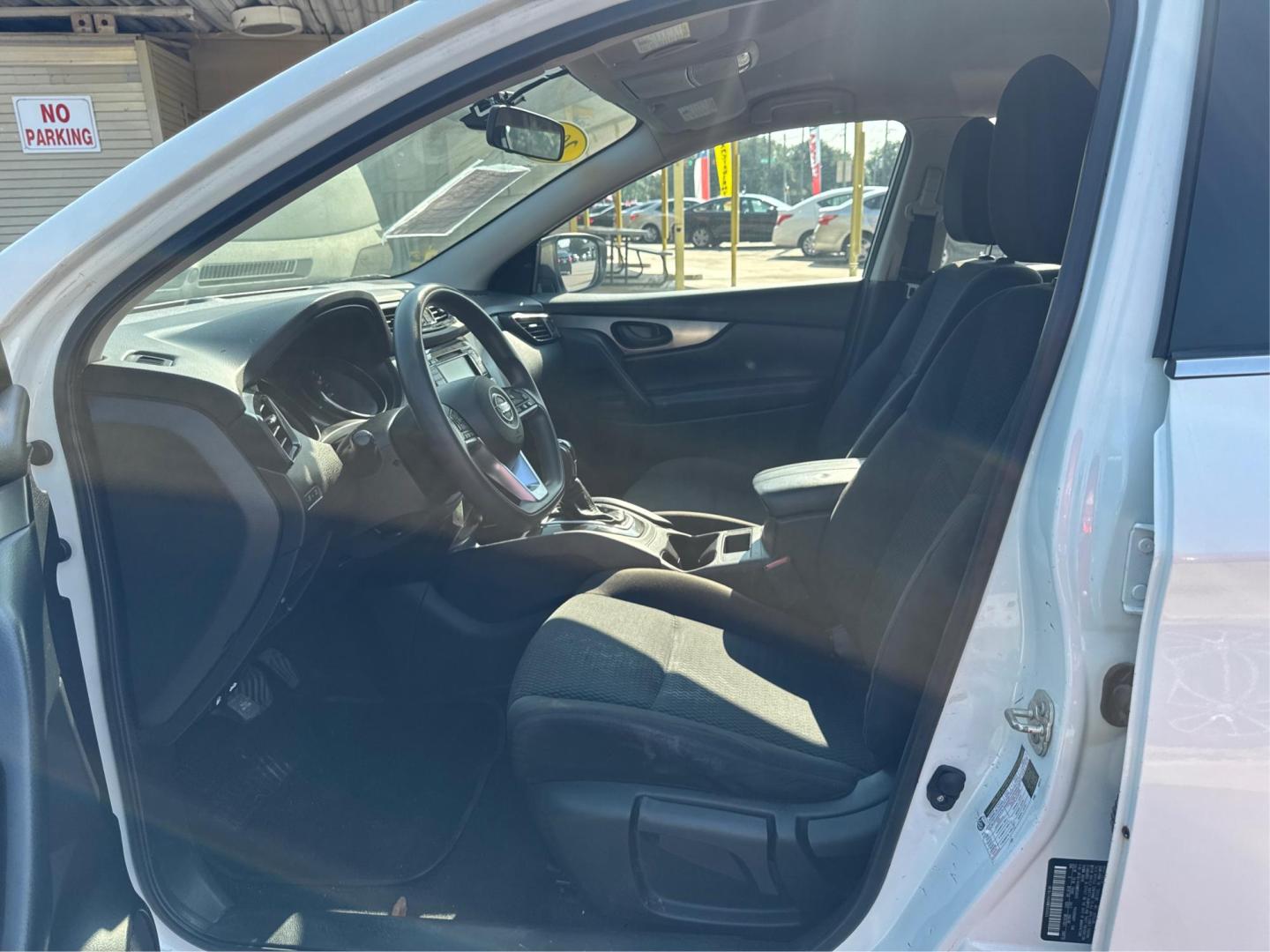 2021 Nissan Rogue Sport S (JN1BJ1AV6MW) with an 2.0L L4 DOHC 16V engine, CVT transmission, located at 16710 Clay Rd., Houston, TX, 77084, (281) 859-7900, 0.000000, 0.000000 - Photo#8