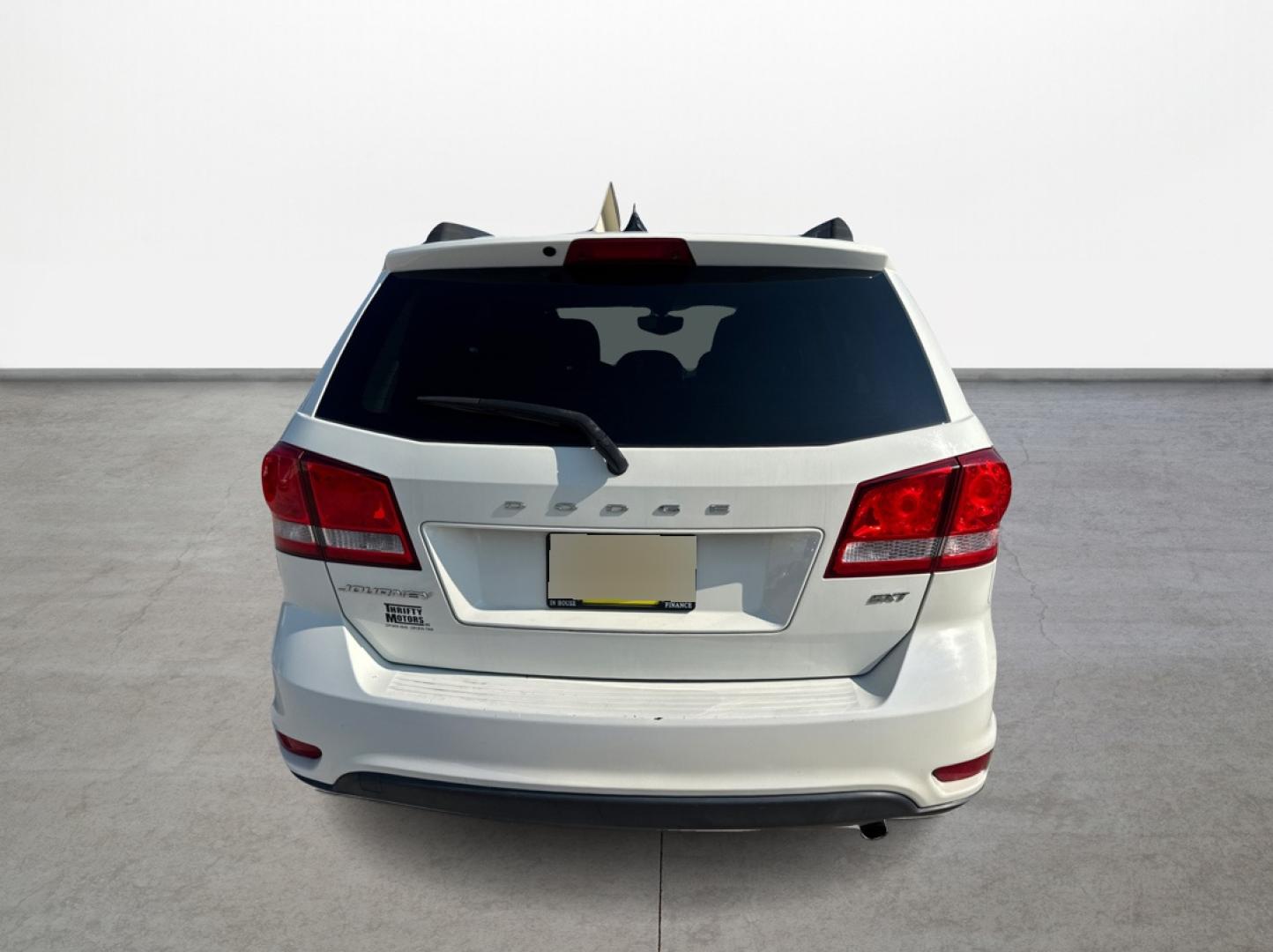 2016 Dodge Journey SXT (3C4PDCBB7GT) with an 2.4L L6 DOHC 16V engine, 4A transmission, located at 16710 Clay Rd., Houston, TX, 77084, (281) 859-7900, 0.000000, 0.000000 - Photo#5