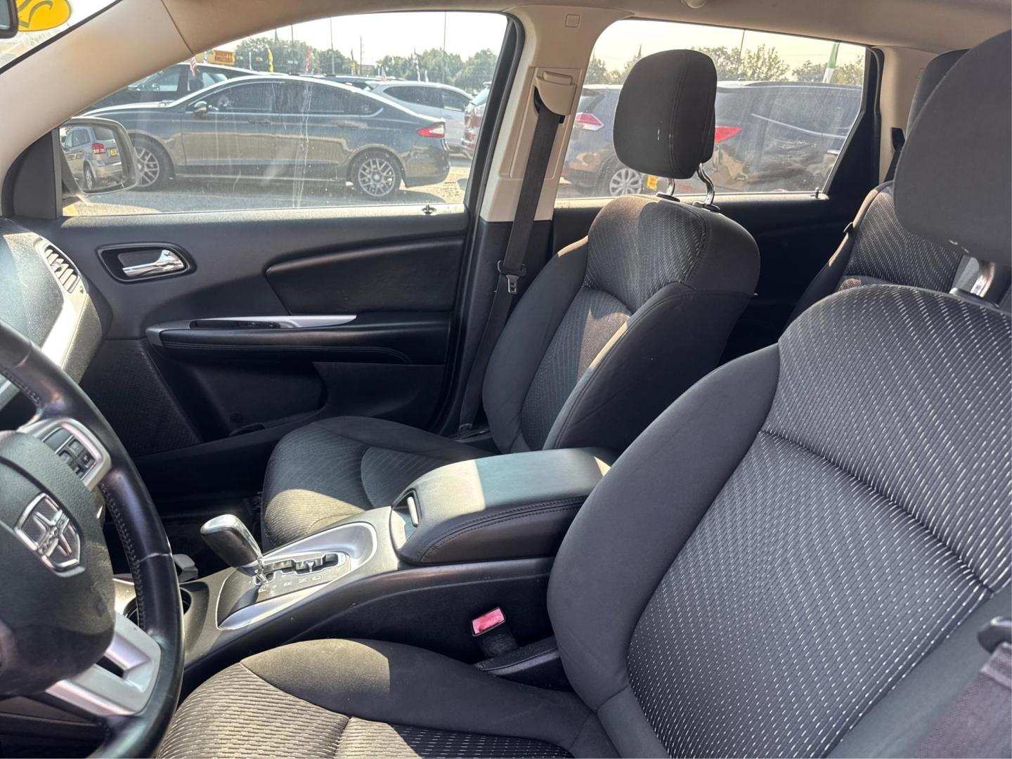 2016 Dodge Journey SXT (3C4PDCBB7GT) with an 2.4L L6 DOHC 16V engine, 4A transmission, located at 16710 Clay Rd., Houston, TX, 77084, (281) 859-7900, 0.000000, 0.000000 - Photo#8
