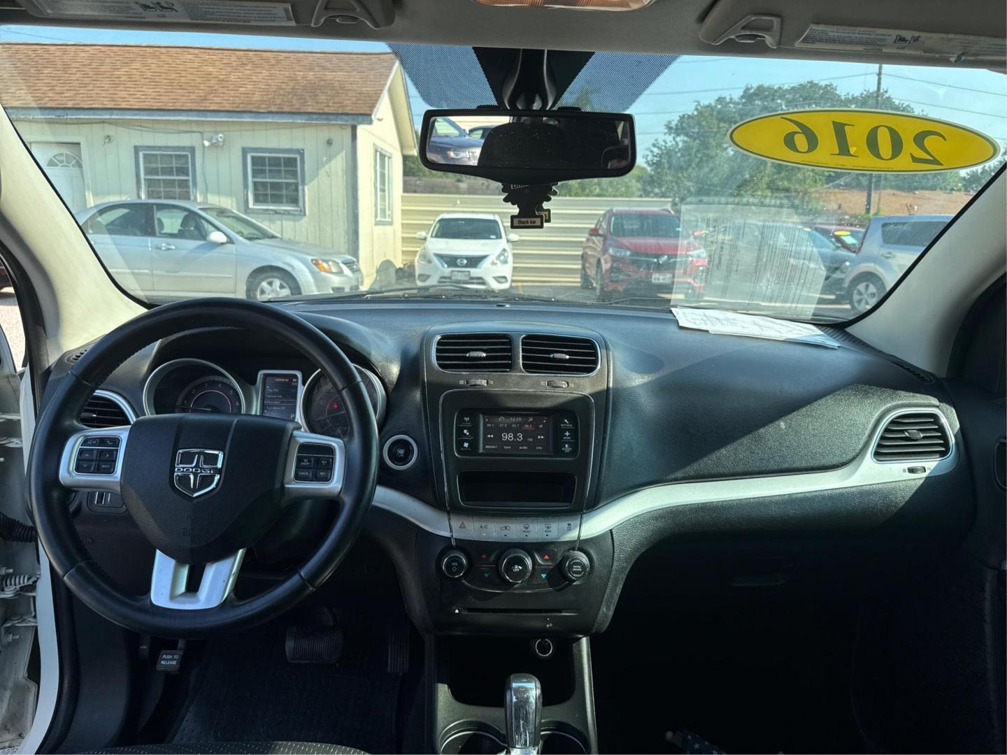2016 Dodge Journey SXT (3C4PDCBB7GT) with an 2.4L L6 DOHC 16V engine, 4A transmission, located at 16710 Clay Rd., Houston, TX, 77084, (281) 859-7900, 0.000000, 0.000000 - Photo#11