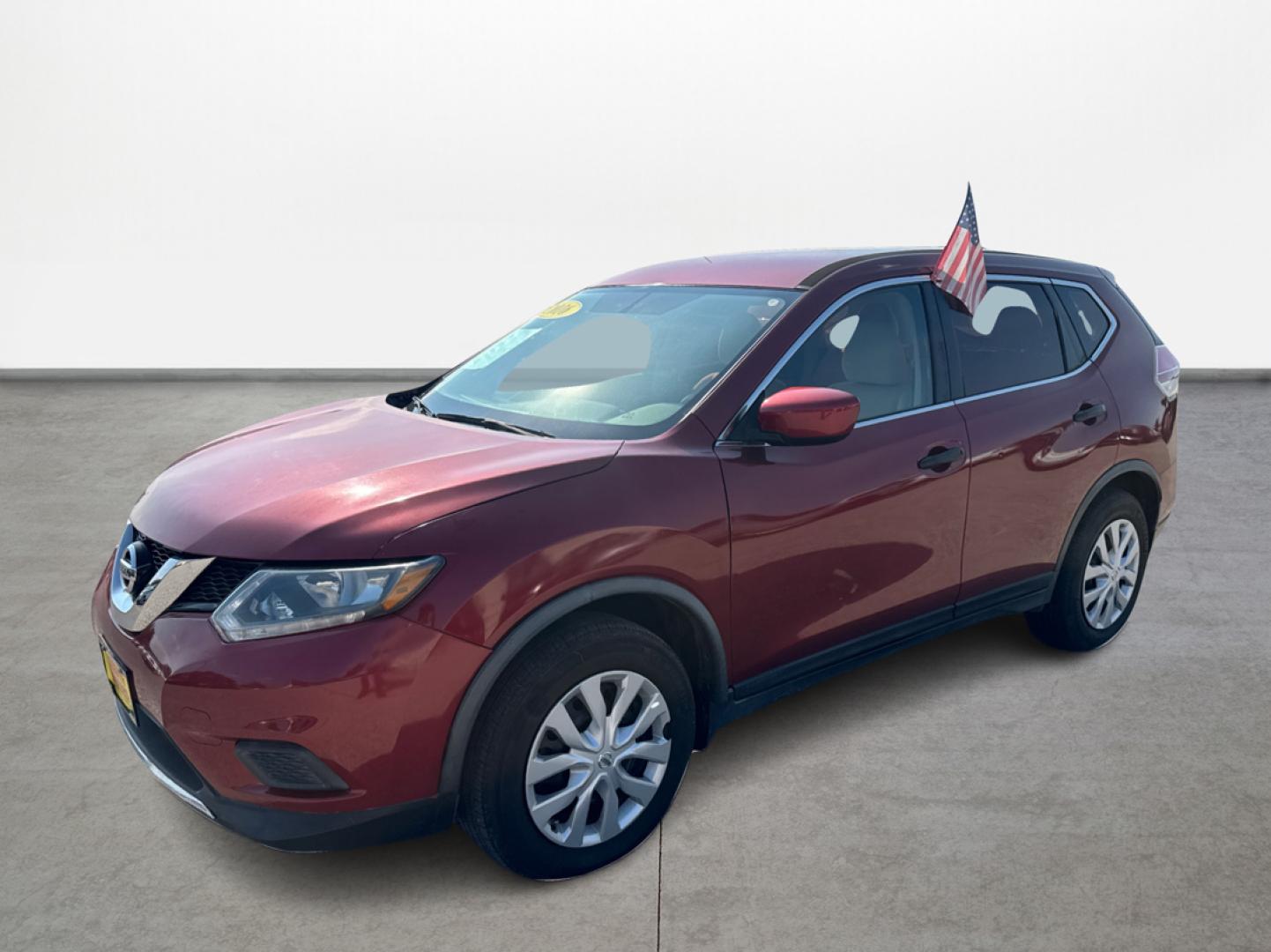 2016 Nissan Rogue S 2WD (JN8AT2MT5GW) with an 2.5L L4 DOHC 16V engine, CVT transmission, located at 16710 Clay Rd., Houston, TX, 77084, (281) 859-7900, 0.000000, 0.000000 - Photo#0
