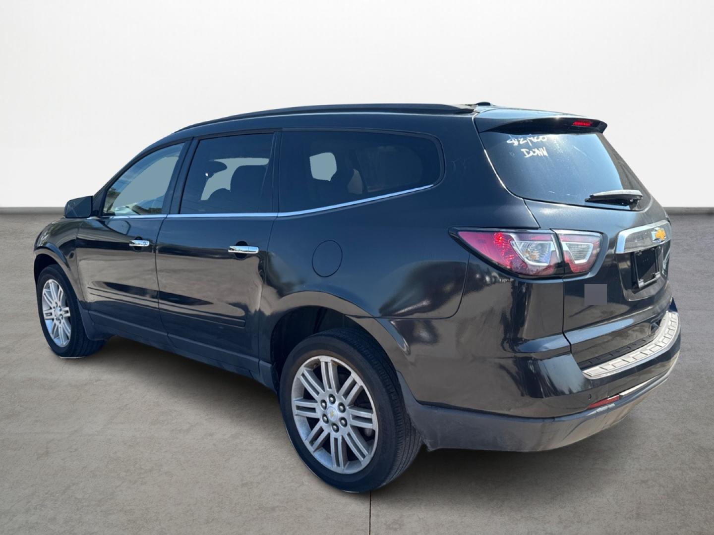 2014 Chevrolet Traverse 1LT FWD (1GNKRGKD7EJ) with an 3.6L V6 DOHC 24V engine, 6-Speed Automatic transmission, located at 16710 Clay Rd., Houston, TX, 77084, (281) 859-7900, 0.000000, 0.000000 - Photo#6