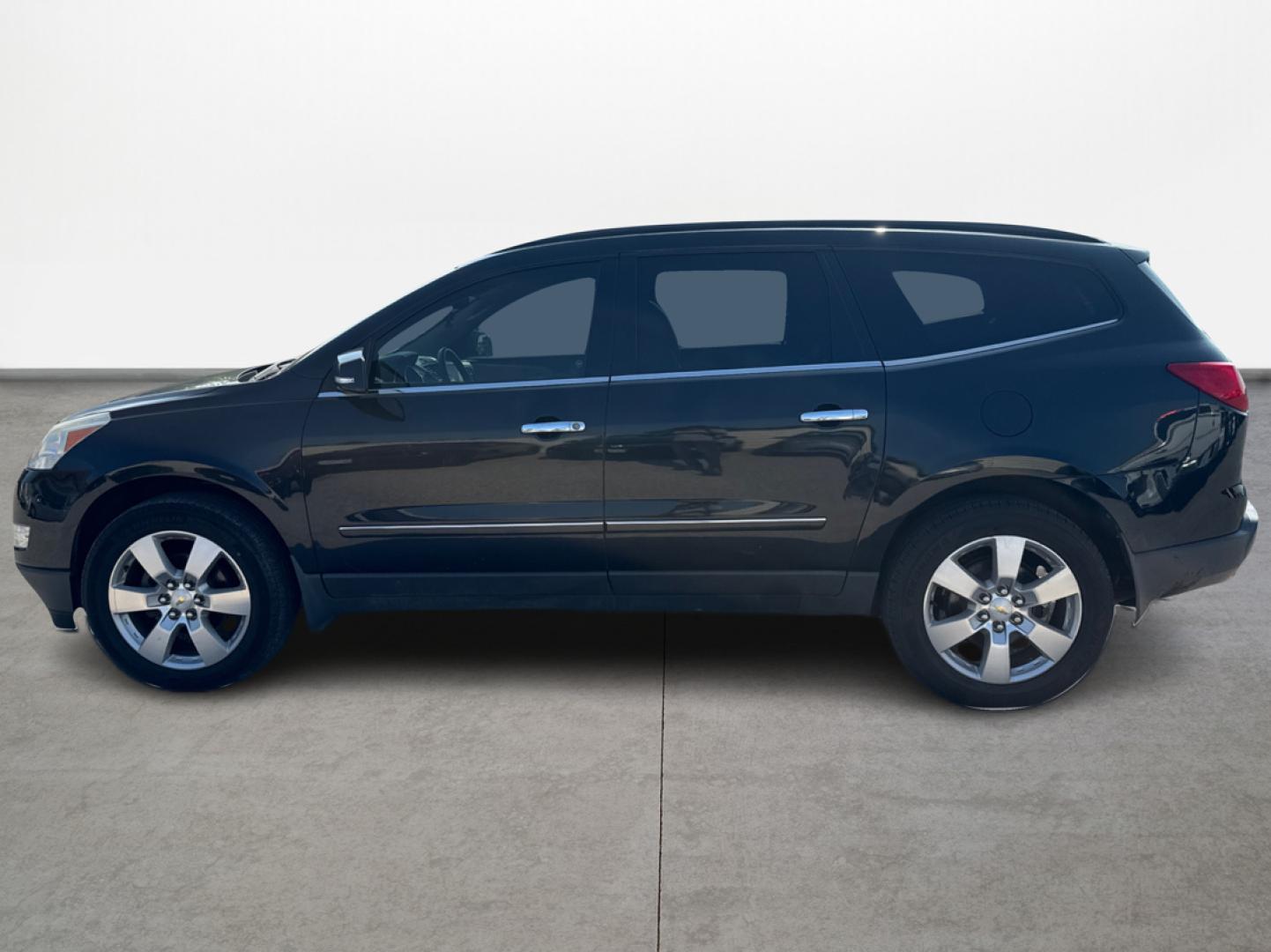 2012 Chevrolet Traverse LTZ FWD (1GNKRLED3CJ) with an 3.6L V6 DOHC 24V engine, 6-Speed Automatic transmission, located at 16710 Clay Rd., Houston, TX, 77084, (281) 859-7900, 0.000000, 0.000000 - Photo#7