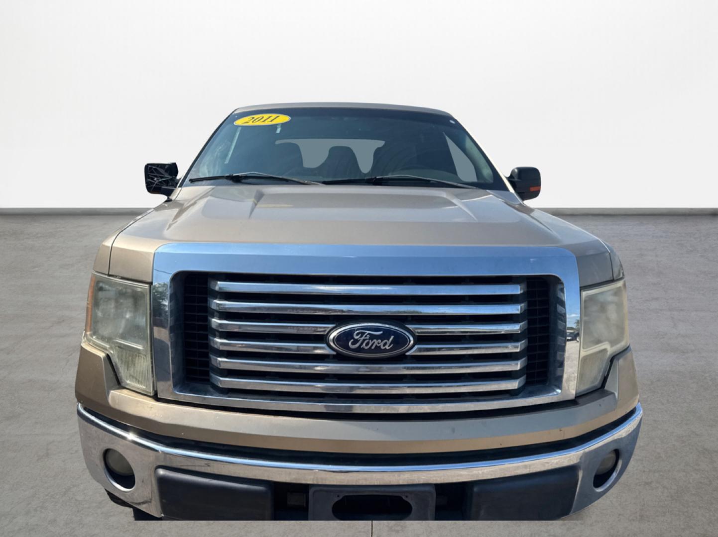 2011 Ford F-150 FX2 SuperCrew 5.5-ft. Bed 2WD (1FTFW1CF6BF) with an 5.0L V8 engine, 4-Speed Automatic transmission, located at 16710 Clay Rd., Houston, TX, 77084, (281) 859-7900, 0.000000, 0.000000 - Photo#1