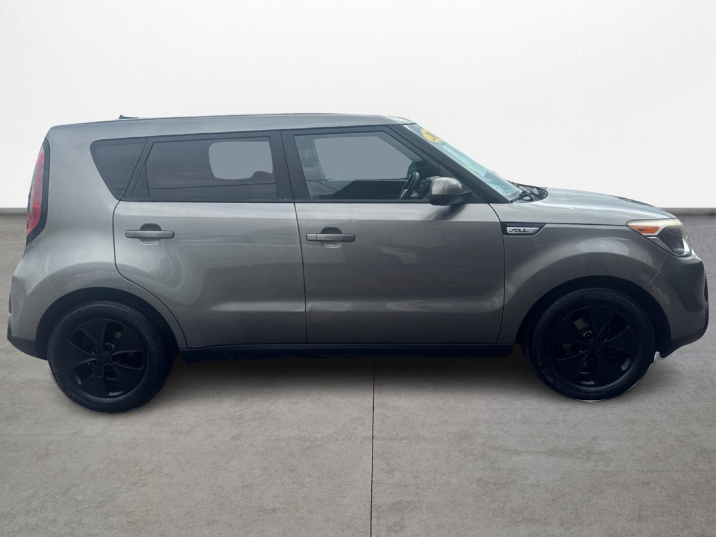 2015 Kia Soul Base (KNDJN2A20F7) with an 1.6L L4 DOHC 16V engine, located at 16710 Clay Rd., Houston, TX, 77084, (281) 859-7900, 0.000000, 0.000000 - Photo#3