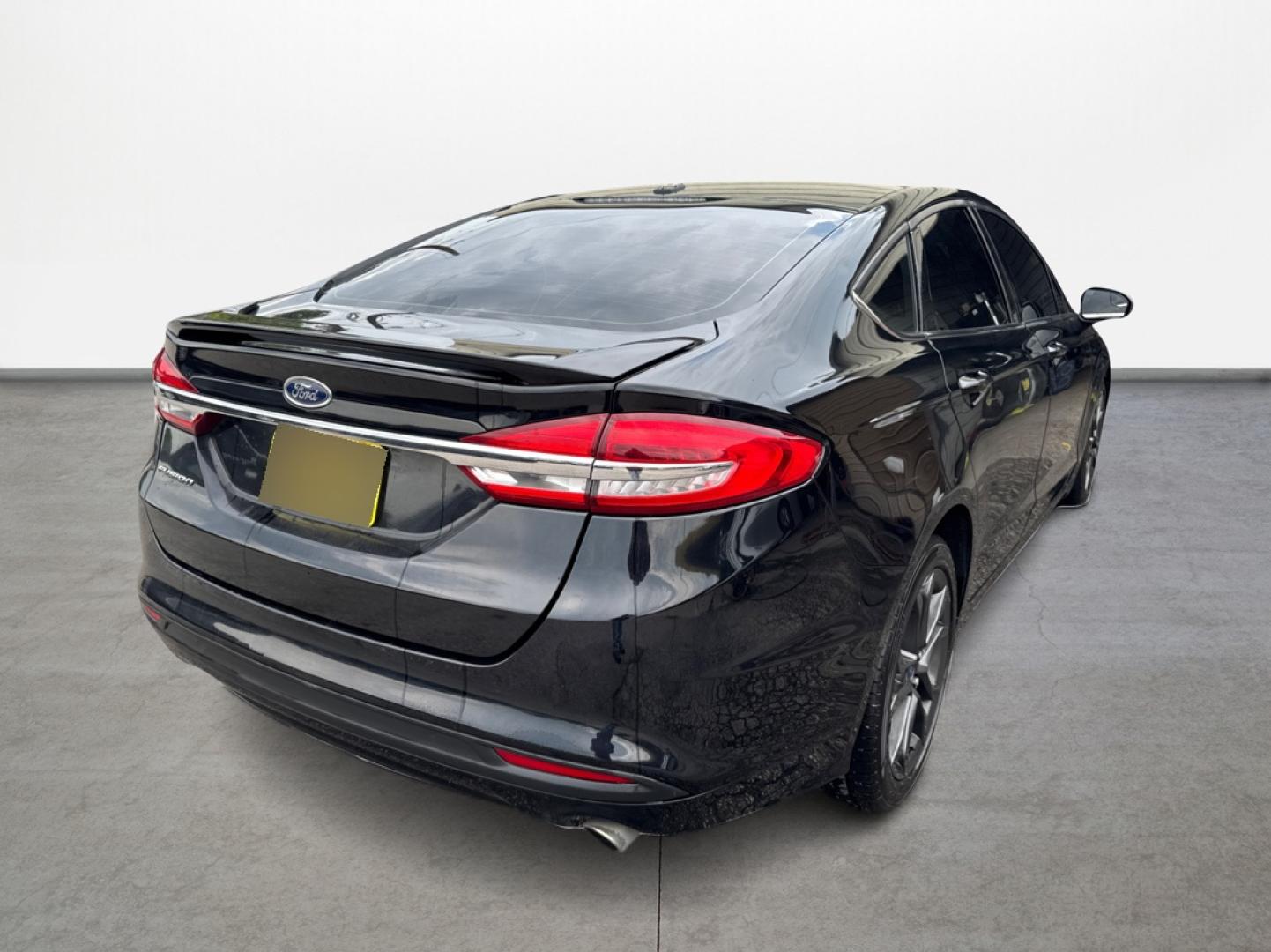 2018 Ford Fusion S (3FA6P0G71JR) with an 2.5L L4 DOHC 16V engine, 6A transmission, located at 16710 Clay Rd., Houston, TX, 77084, (281) 859-7900, 0.000000, 0.000000 - Photo#4