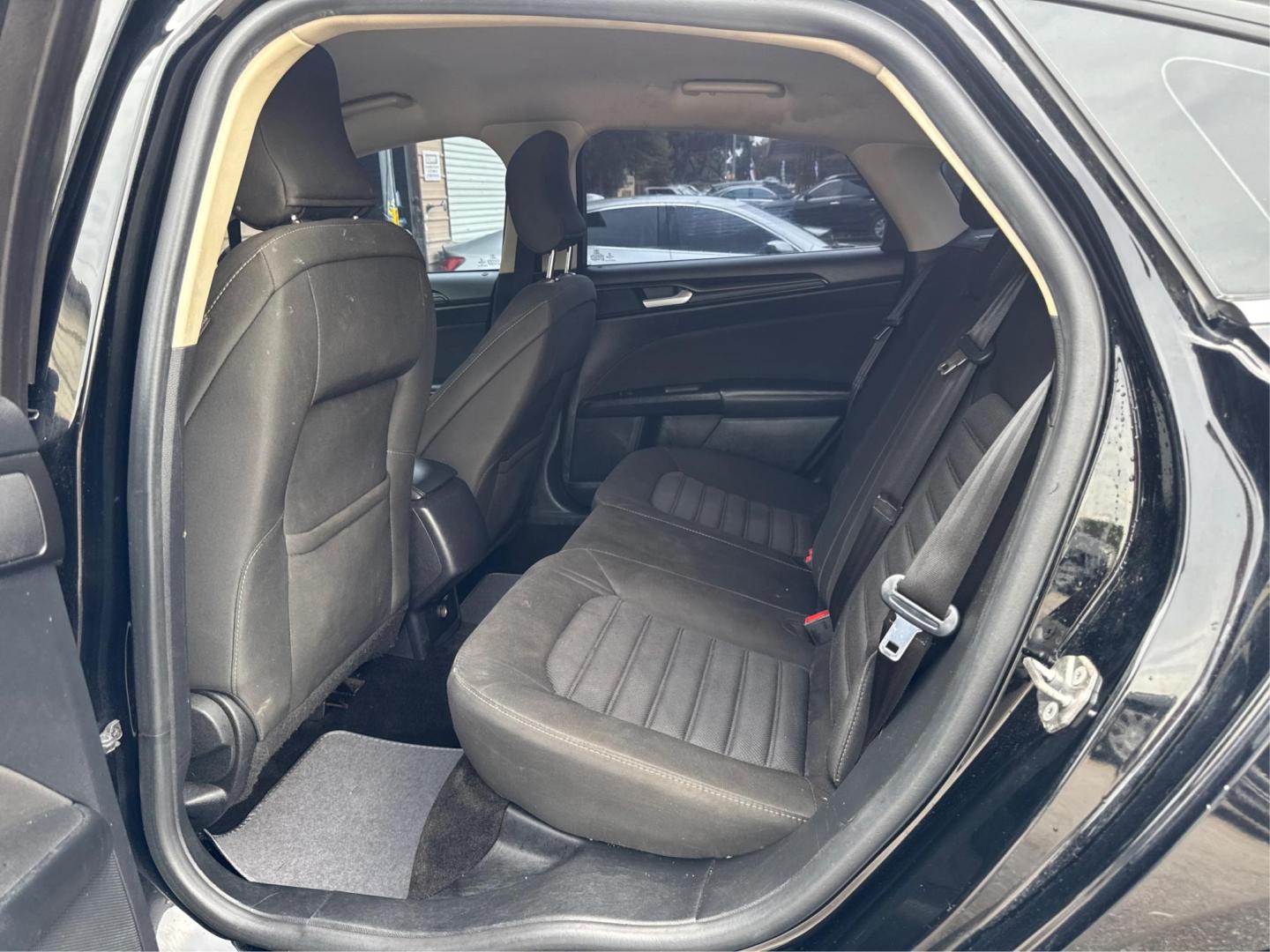 2018 Ford Fusion S (3FA6P0G71JR) with an 2.5L L4 DOHC 16V engine, 6A transmission, located at 16710 Clay Rd., Houston, TX, 77084, (281) 859-7900, 0.000000, 0.000000 - Photo#10