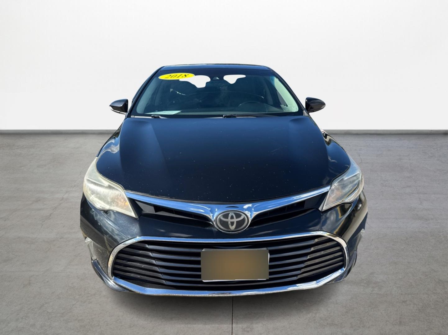 2018 Toyota Avalon XLE (4T1BK1EB2JU) with an 3.5L V6 DOHC 24V engine, 6A transmission, located at 16710 Clay Rd., Houston, TX, 77084, (281) 859-7900, 0.000000, 0.000000 - Photo#1