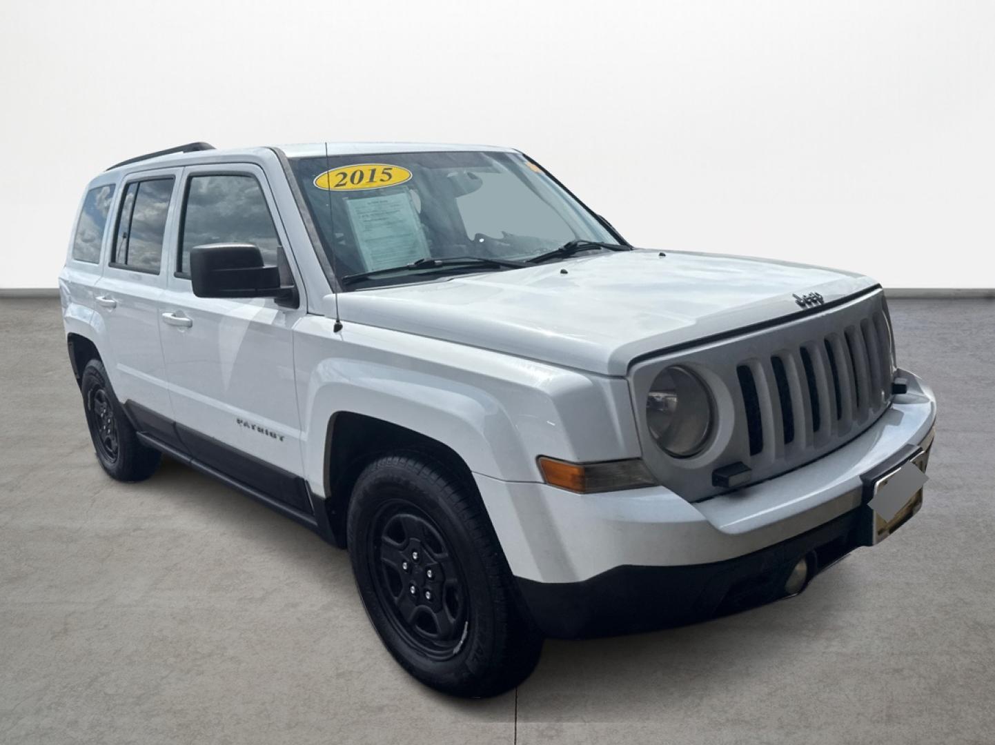 2015 Jeep Patriot Sport 2WD (1C4NJPBB9FD) with an 2.4L L4 DOHC 16V engine, located at 16710 Clay Rd., Houston, TX, 77084, (281) 859-7900, 0.000000, 0.000000 - Photo#1