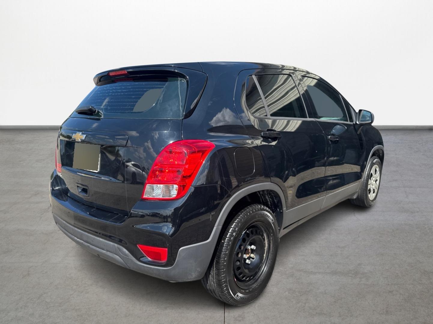 2019 Chevrolet Trax LS FWD (3GNCJKSB1KL) with an 1.4L L4 DOHC 16V engine, 6A transmission, located at 16710 Clay Rd., Houston, TX, 77084, (281) 859-7900, 0.000000, 0.000000 - Photo#1