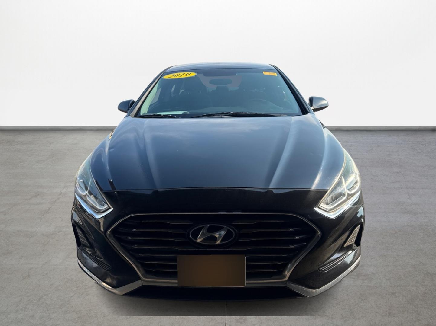 2019 Hyundai Sonata SE (5NPE24AF0KH) with an 2.4L L4 DOHC 16V engine, 7A transmission, located at 16710 Clay Rd., Houston, TX, 77084, (281) 859-7900, 0.000000, 0.000000 - Photo#7