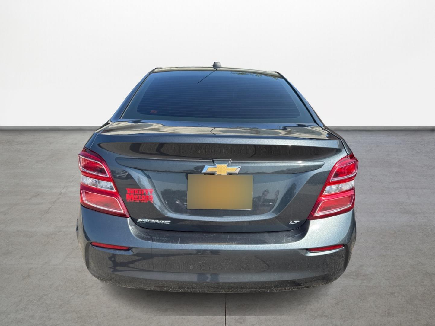 2020 Chevrolet Sonic LT Auto Sedan (1G1JD5SB0L4) with an 1.4L L4 DOHC 24V TURBO engine, 6A transmission, located at 16710 Clay Rd., Houston, TX, 77084, (281) 859-7900, 0.000000, 0.000000 - Photo#5