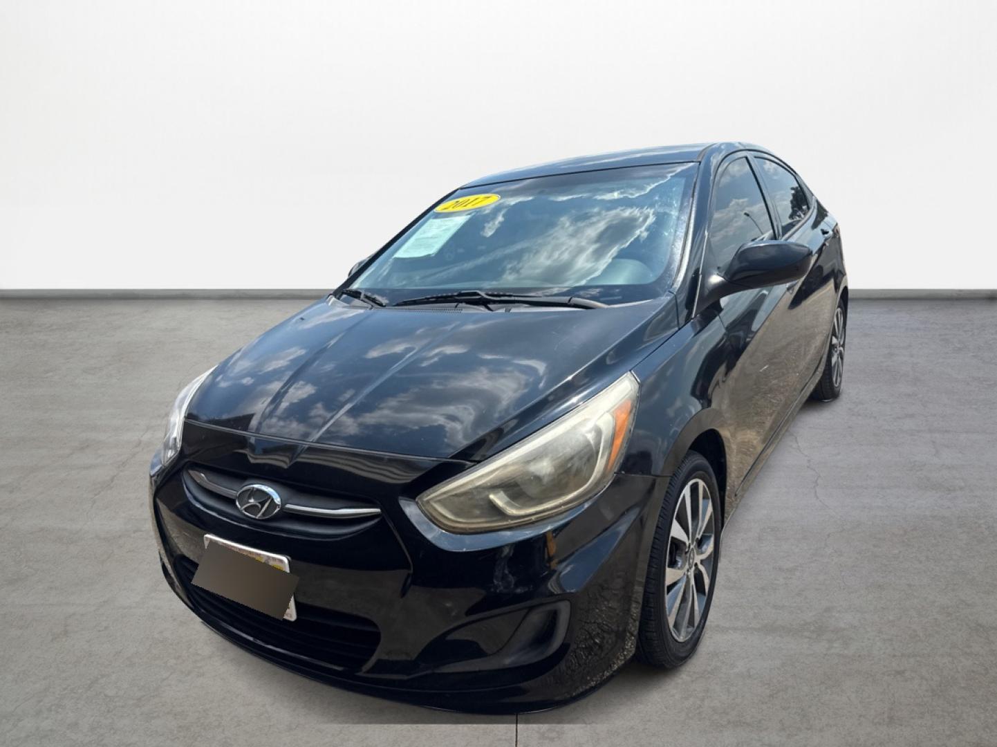 2017 Hyundai Accent SE 4-Door 6M (KMHCT4AE2HU) with an 1.6L L4 DOHC 16V engine, 6M transmission, located at 16710 Clay Rd., Houston, TX, 77084, (281) 859-7900, 0.000000, 0.000000 - Photo#1