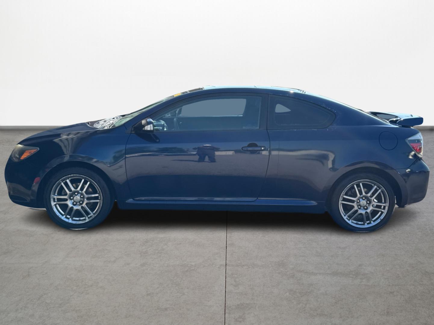 2010 Scion tC Sports Coupe 4-Spd AT (JTKDE3B77A0) with an 2.4L L4 DOHC 16V engine, 4-Speed Automatic transmission, located at 16710 Clay Rd., Houston, TX, 77084, (281) 859-7900, 0.000000, 0.000000 - Photo#7