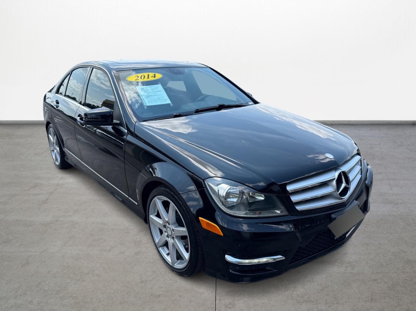2014 Mercedes-Benz C-Class C250 Luxury Sedan (WDDGF4HBXEA) with an 3.0L V6 DOHC 16V engine, 7-Speed Automatic transmission, located at 16710 Clay Rd., Houston, TX, 77084, (281) 859-7900, 0.000000, 0.000000 - Photo#2