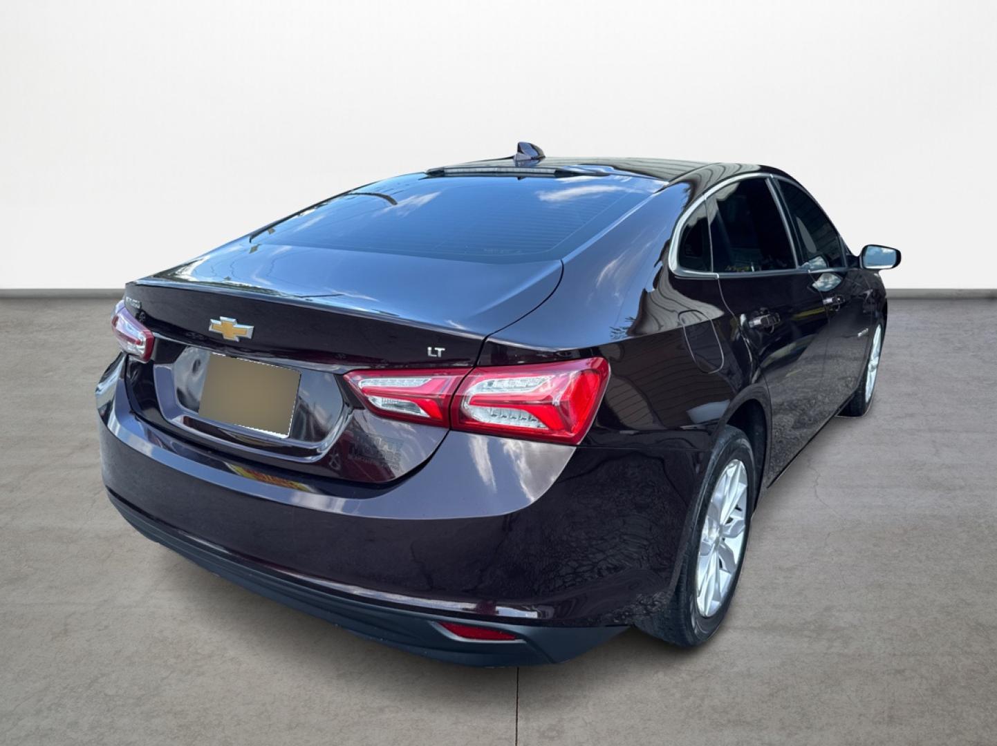 2020 Chevrolet Malibu LT (1G1ZD5STXLF) with an 1.5L L4 DOHC 16V engine, 6A transmission, located at 16710 Clay Rd., Houston, TX, 77084, (281) 859-7900, 0.000000, 0.000000 - Photo#1